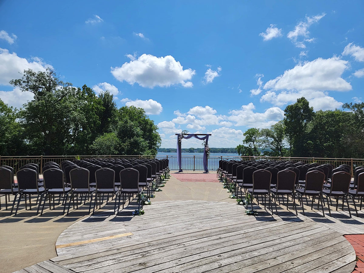 Indiana Wedding DJ - Varsity DJs